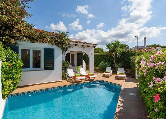 Duna Villa, * Cala Blanca (Menorca)